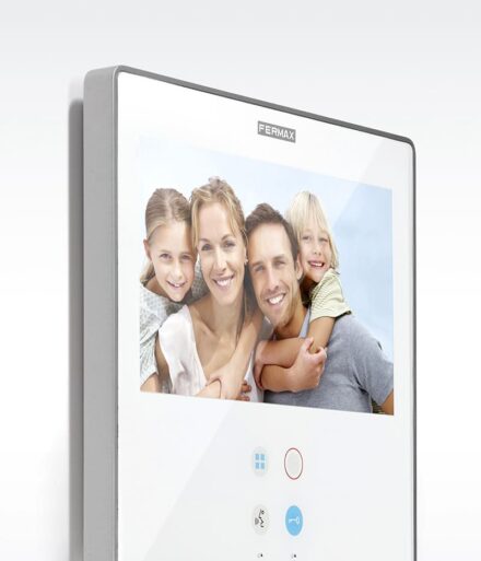 Diseño ultraplano con prestaciones profesionales.