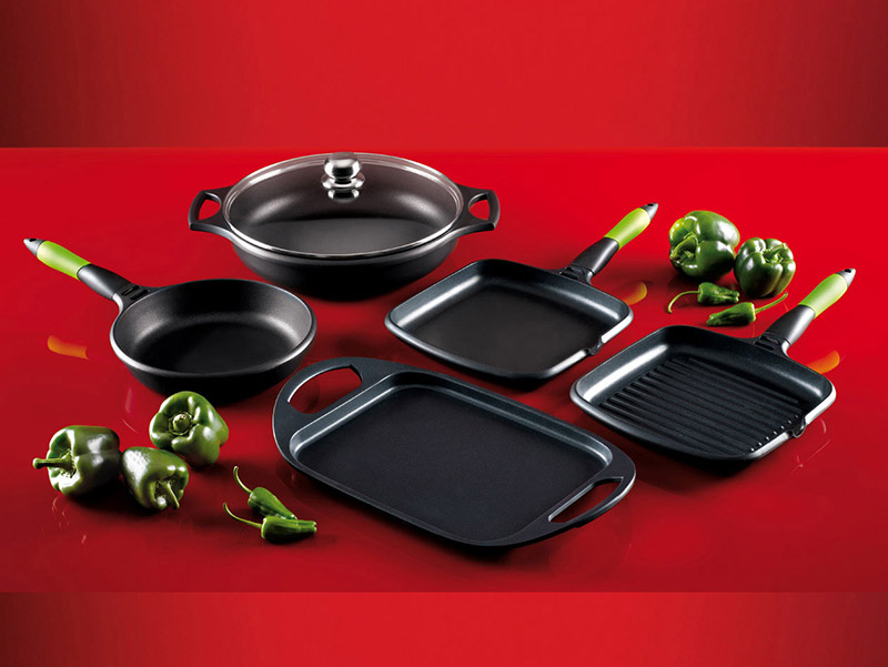 Conjunto de utensilios de cocina diseñados.
