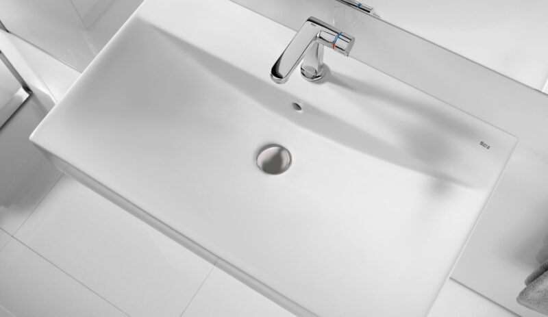 Diseño de baño lavabo prespectiva diverta